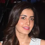 Rashi Khanna -Wallpapers,Movie | Indus Appstore | App Icon