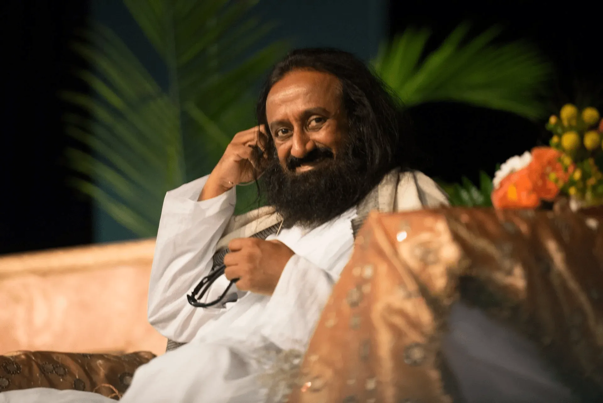 Gurudev Sri Sri Ravi Shankar | Indus Appstore | Screenshot