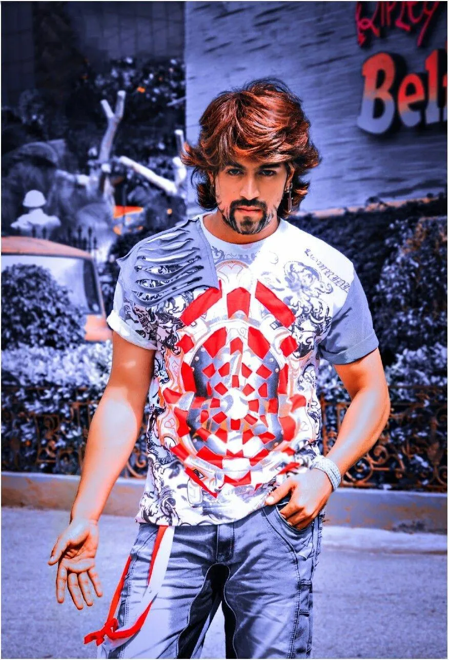 Rocking Star Yash Wallpapers | Indus Appstore | Screenshot