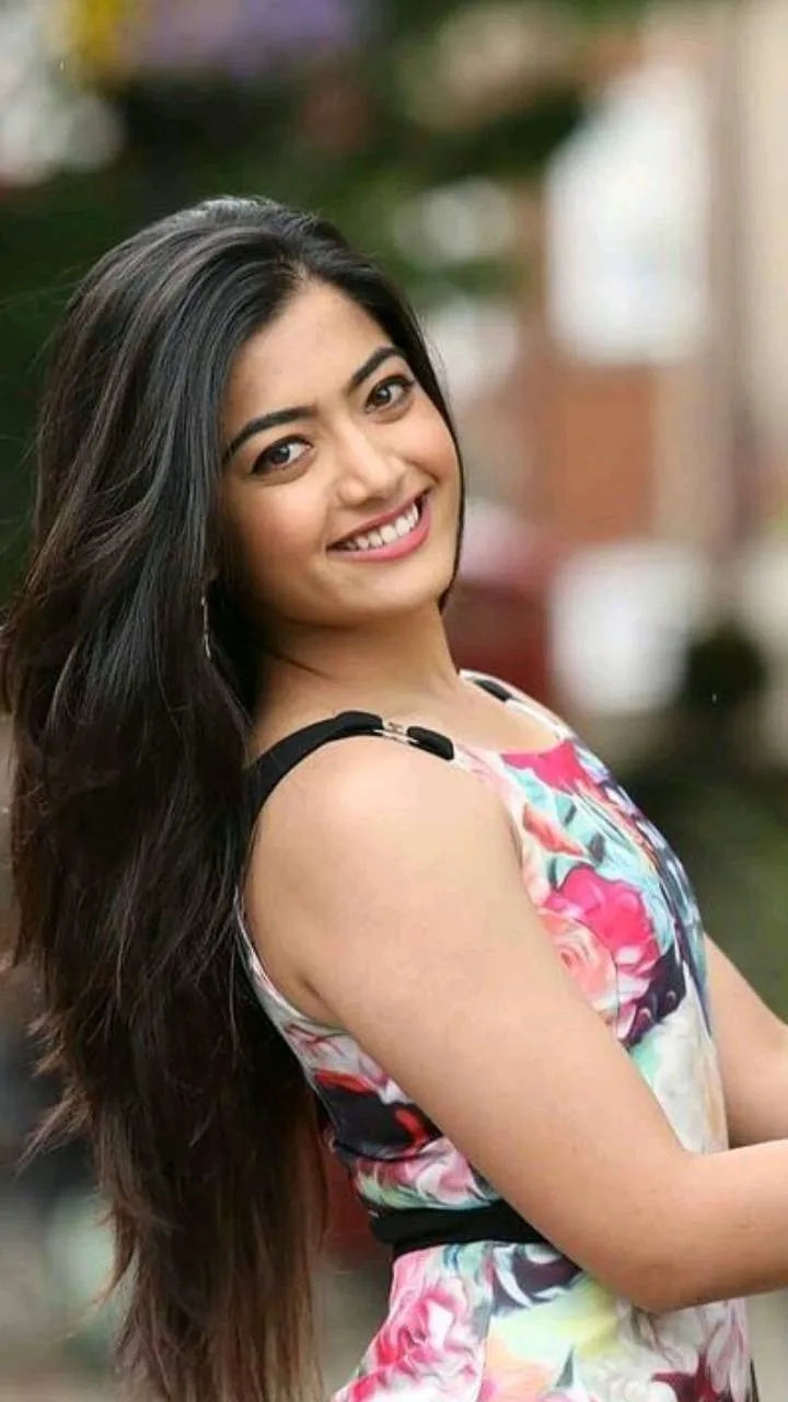 Rashmika Mandanna Wallpapers | Indus Appstore | Screenshot