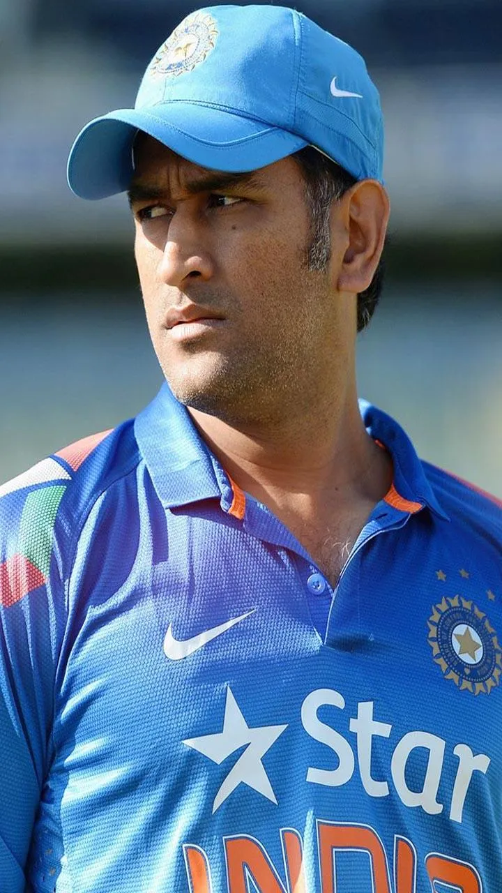 MS Dhoni Wallpapers & Images | Indus Appstore | Screenshot