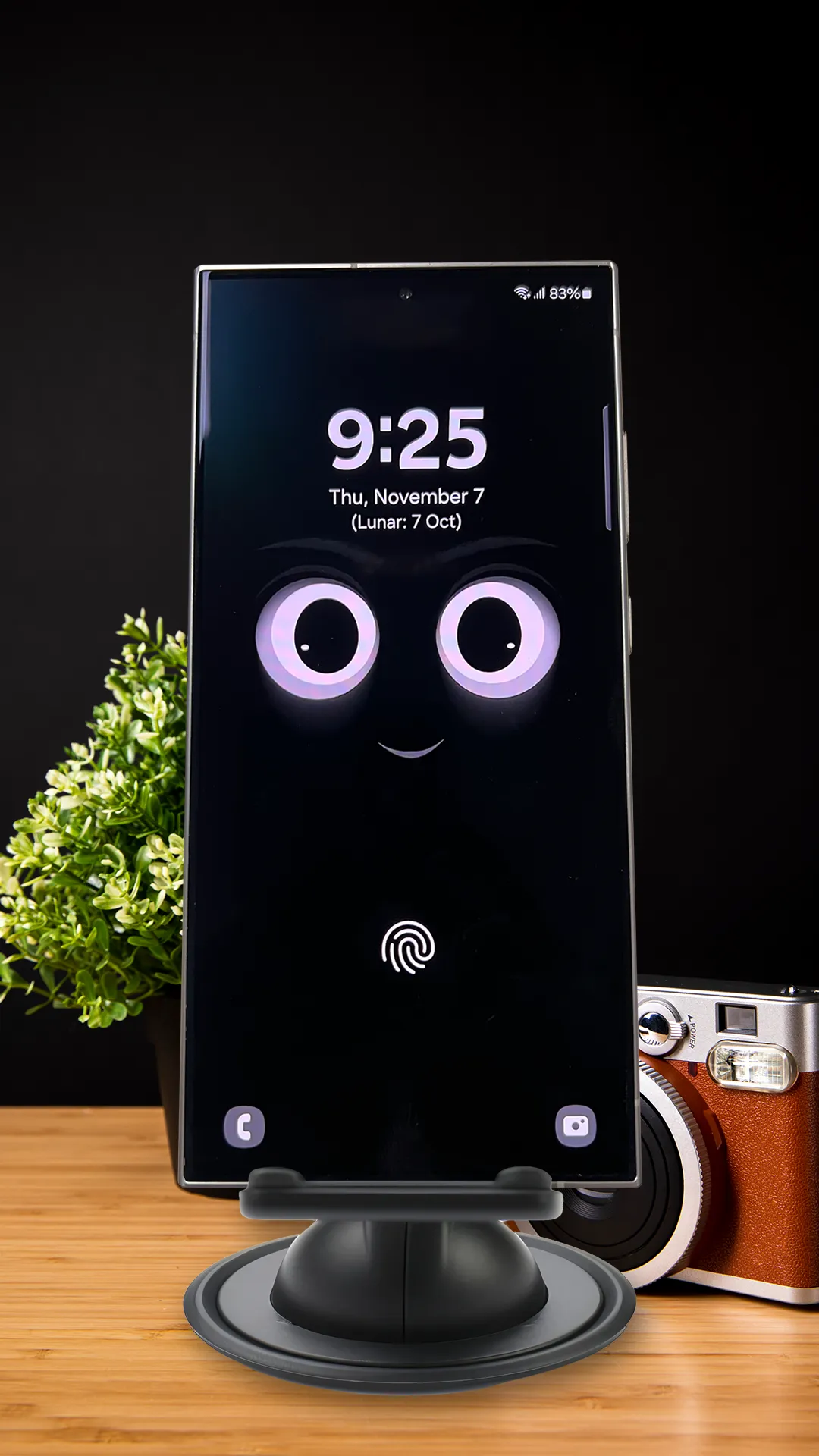 Silly Smiley Live Wallpaper | Indus Appstore | Screenshot