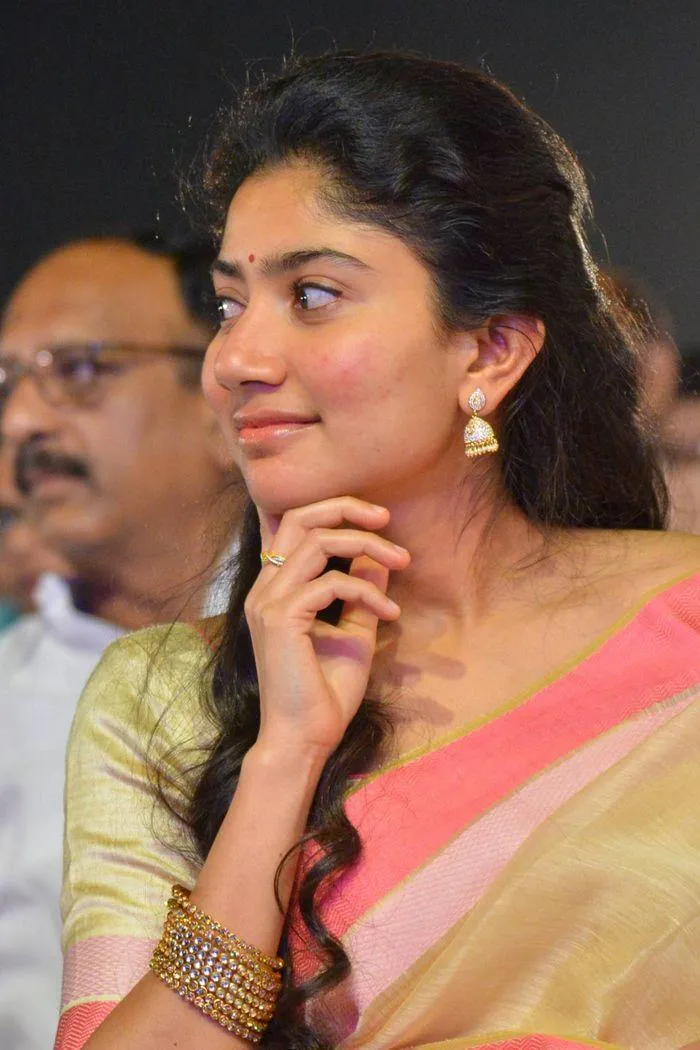 Latest Sai Pallavi Wallpapers  | Indus Appstore | Screenshot