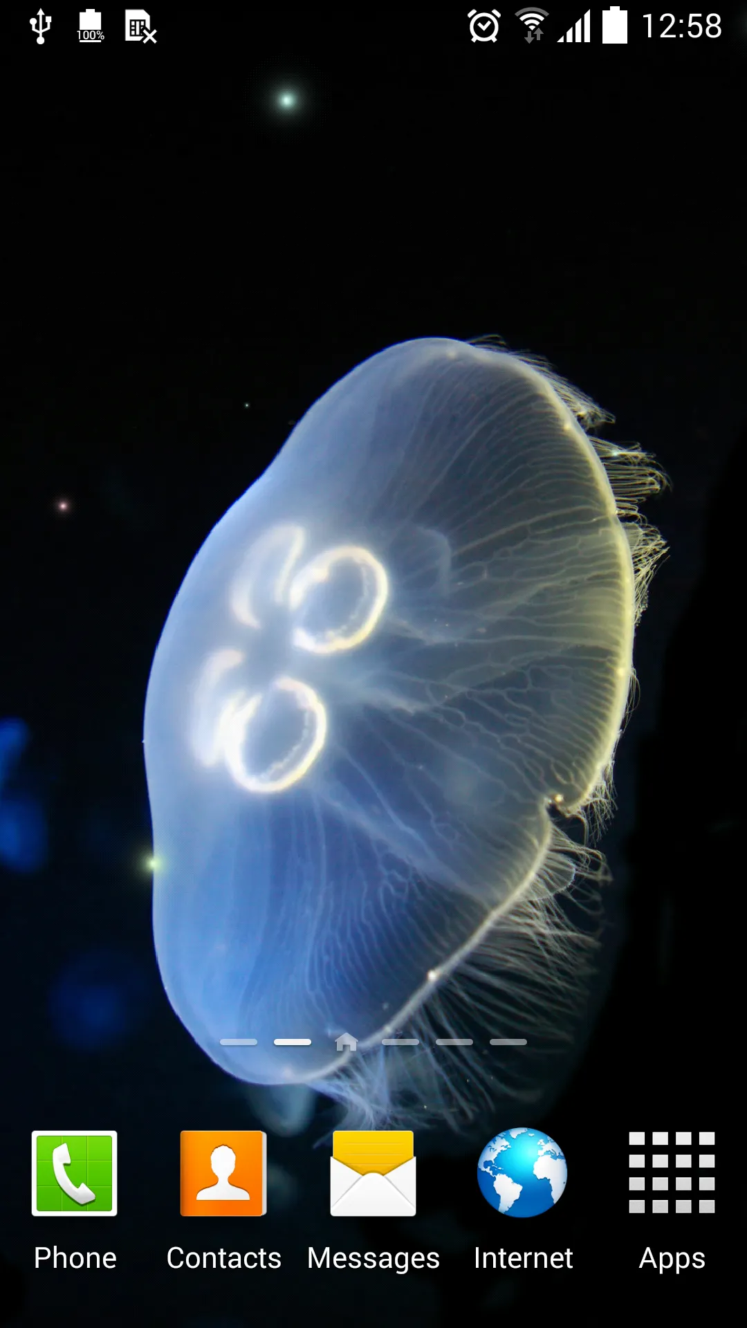 Jellyfish Live Wallpaper | Indus Appstore | Screenshot