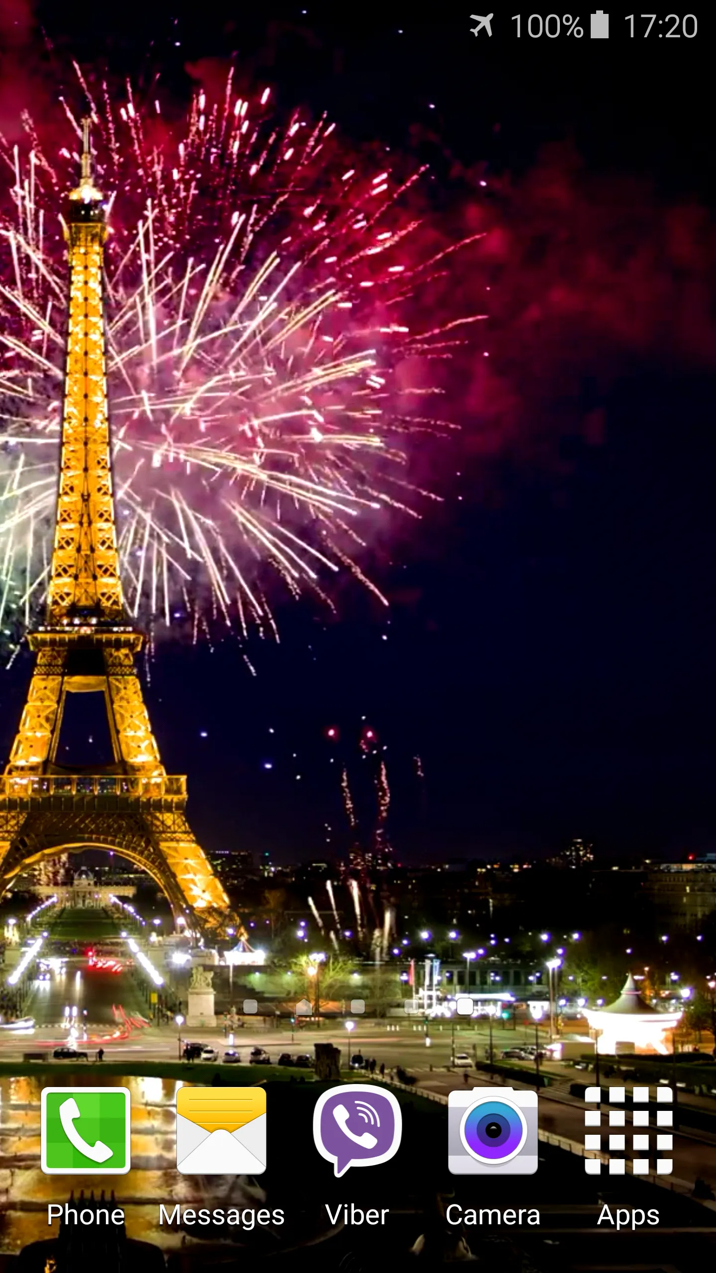 Fireworks in Paris Video Wall | Indus Appstore | Screenshot