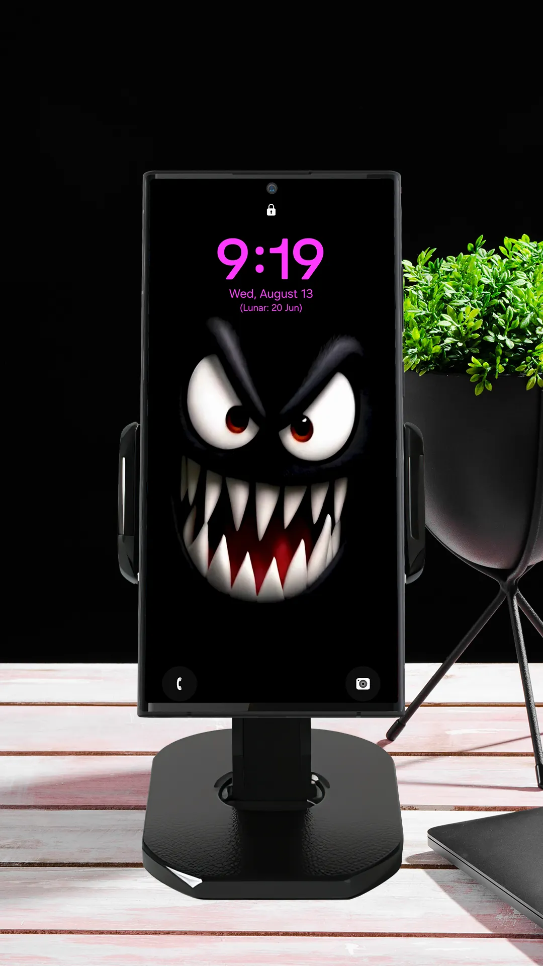 Silly Smile Live Wallpaper 4K | Indus Appstore | Screenshot