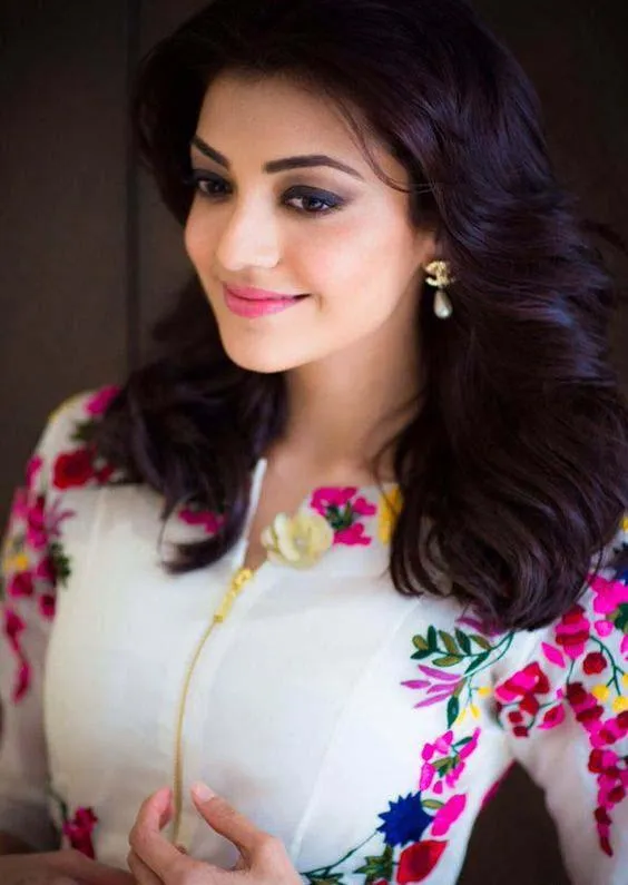 Kajal Aggarwal Wallpapers HD 2 | Indus Appstore | Screenshot