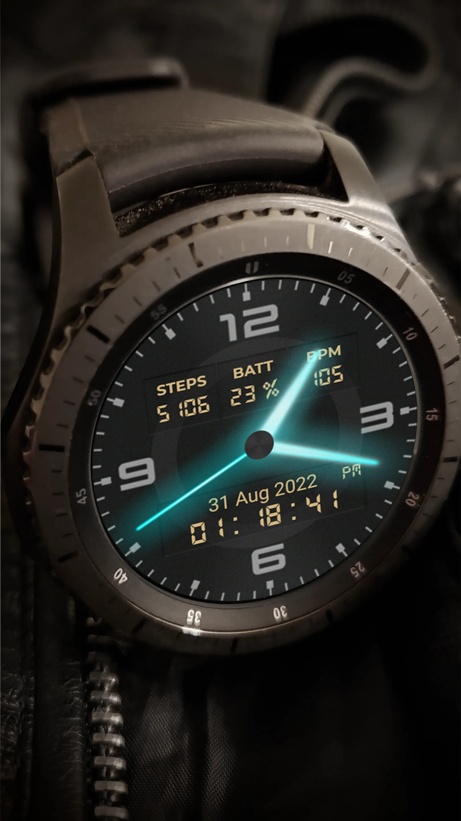 Neon Watchface AKM Wear OS | Indus Appstore | Screenshot