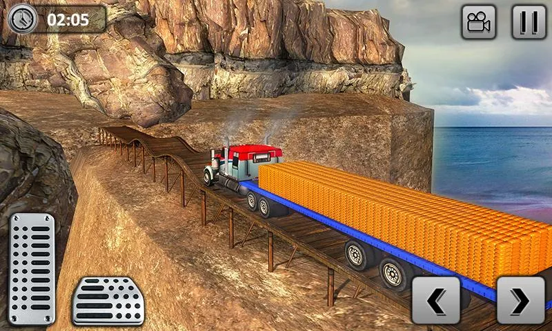 Uphill Gold Transporter Truck  | Indus Appstore | Screenshot