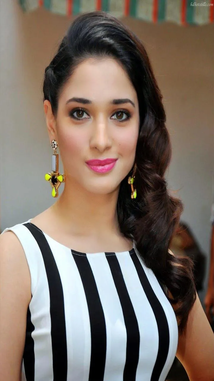 Tamanna Bhatia Wallpaper HD | Indus Appstore | Screenshot