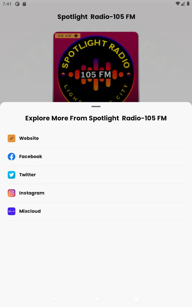 Spotlight  Radio-105 FM | Indus Appstore | Screenshot