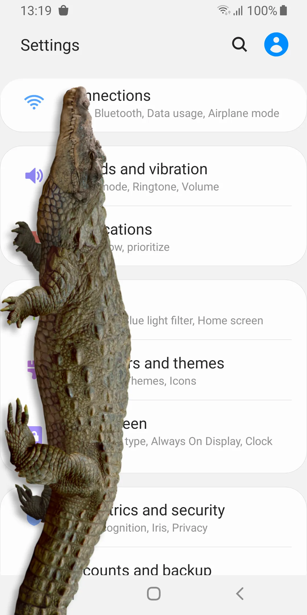 Crocodile in Phone Big Joke | Indus Appstore | Screenshot