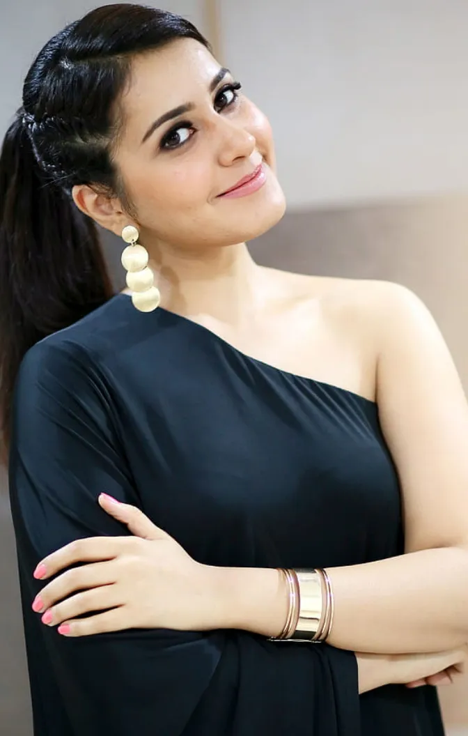 Rashi Khanna -Wallpapers,Movie | Indus Appstore | Screenshot