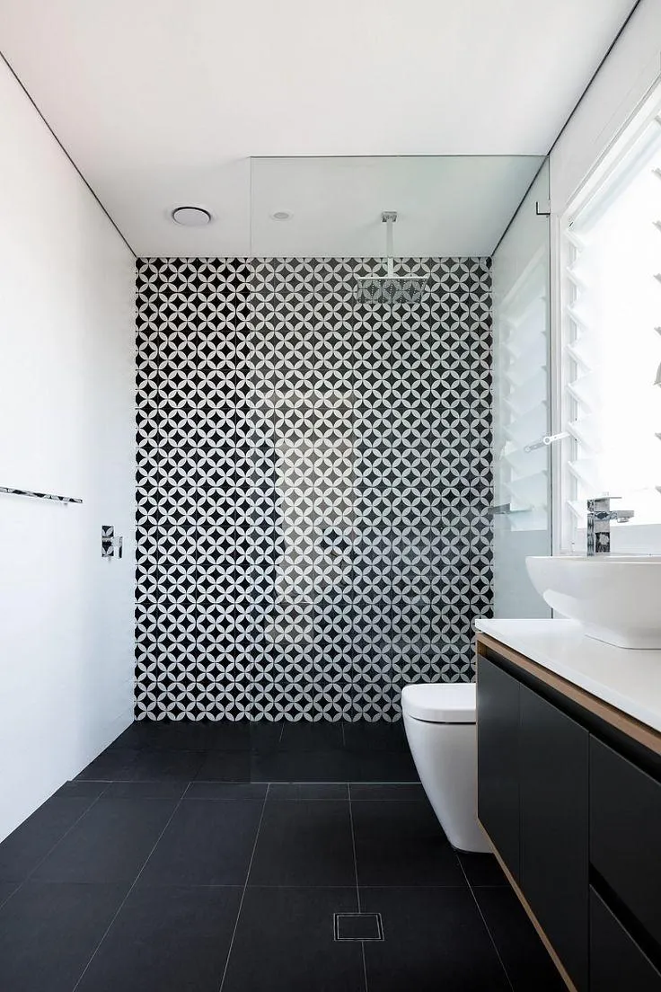 Black And White Bathroom | Indus Appstore | Screenshot