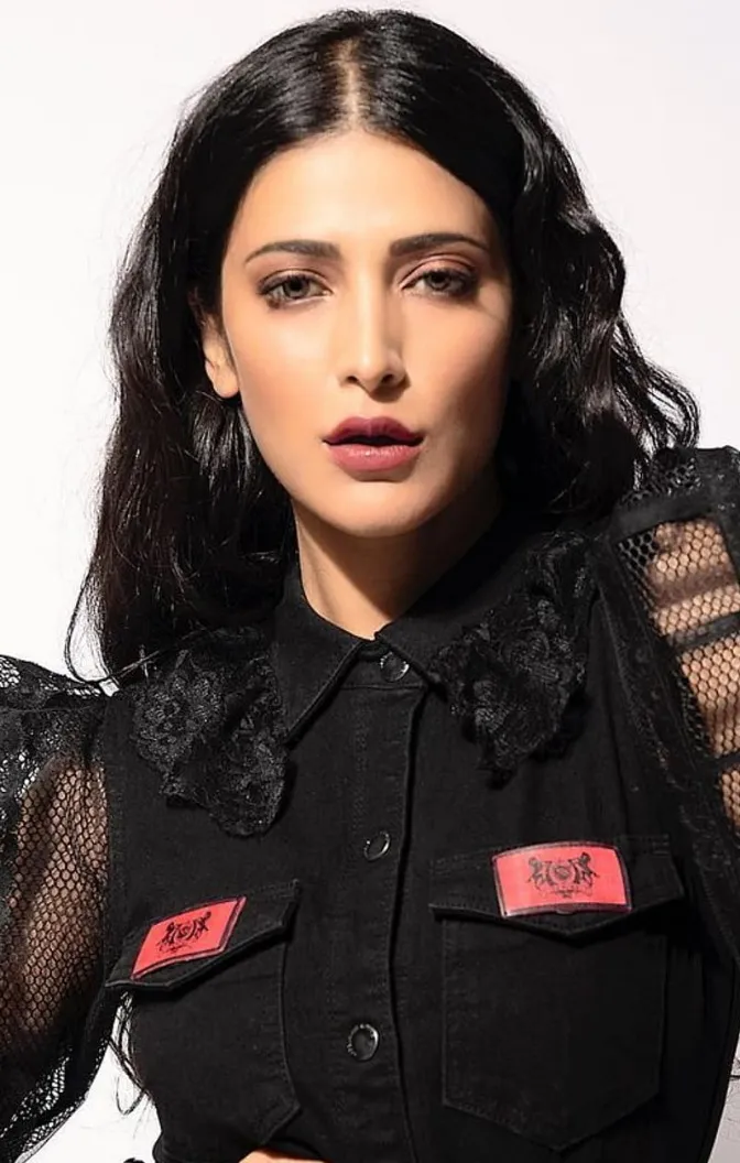 Shruti Haasan wallpaper-movies | Indus Appstore | Screenshot