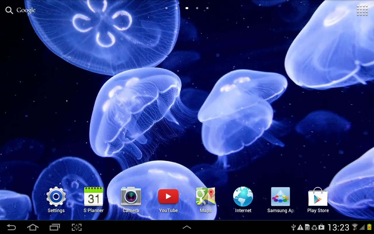 Jellyfish Live Wallpaper | Indus Appstore | Screenshot